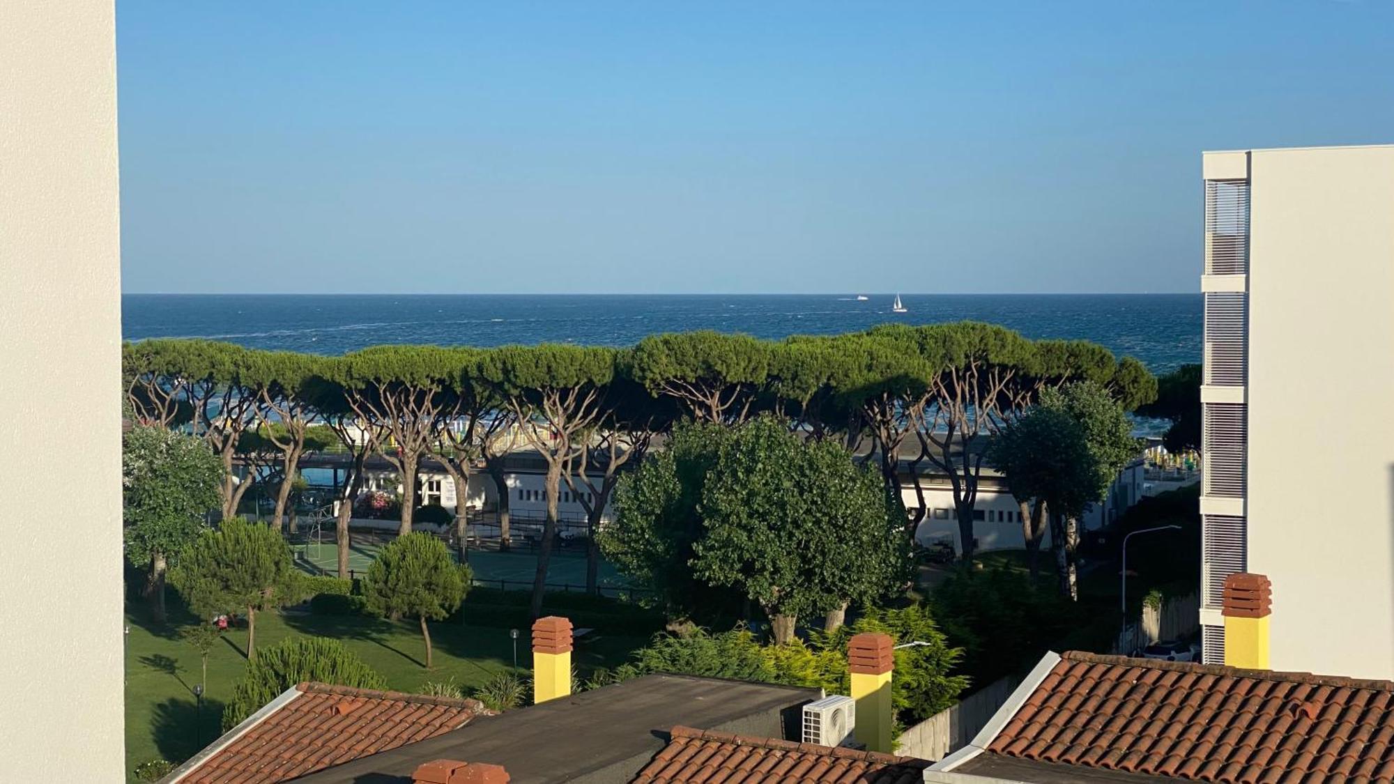 Rooftop Onda Blu Vista Mare - Aria - A 150 Mt Dalla Spiaggia Apartment Lido di Jesolo Exterior photo